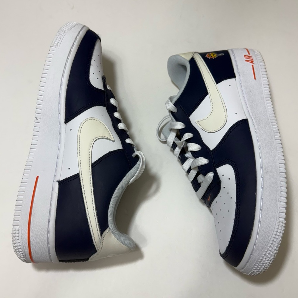 Nike Grade School Size 6.5Y Air Force 1 Low ‘UV Reactive’ - Picture 7 of 15